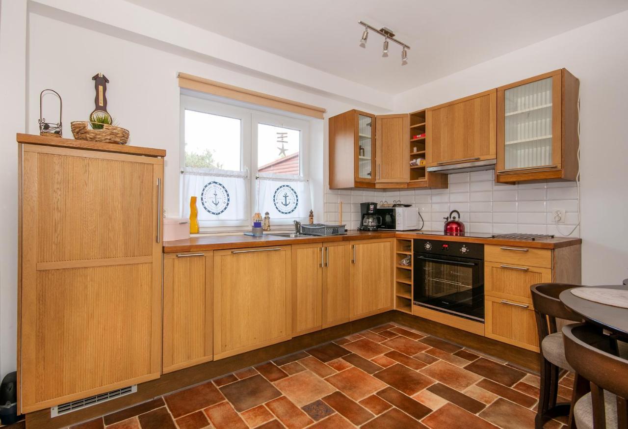 Apartament Z Widokiem Na Morze U Grazyny 2 ยารอสวาเวียซ ภายนอก รูปภาพ