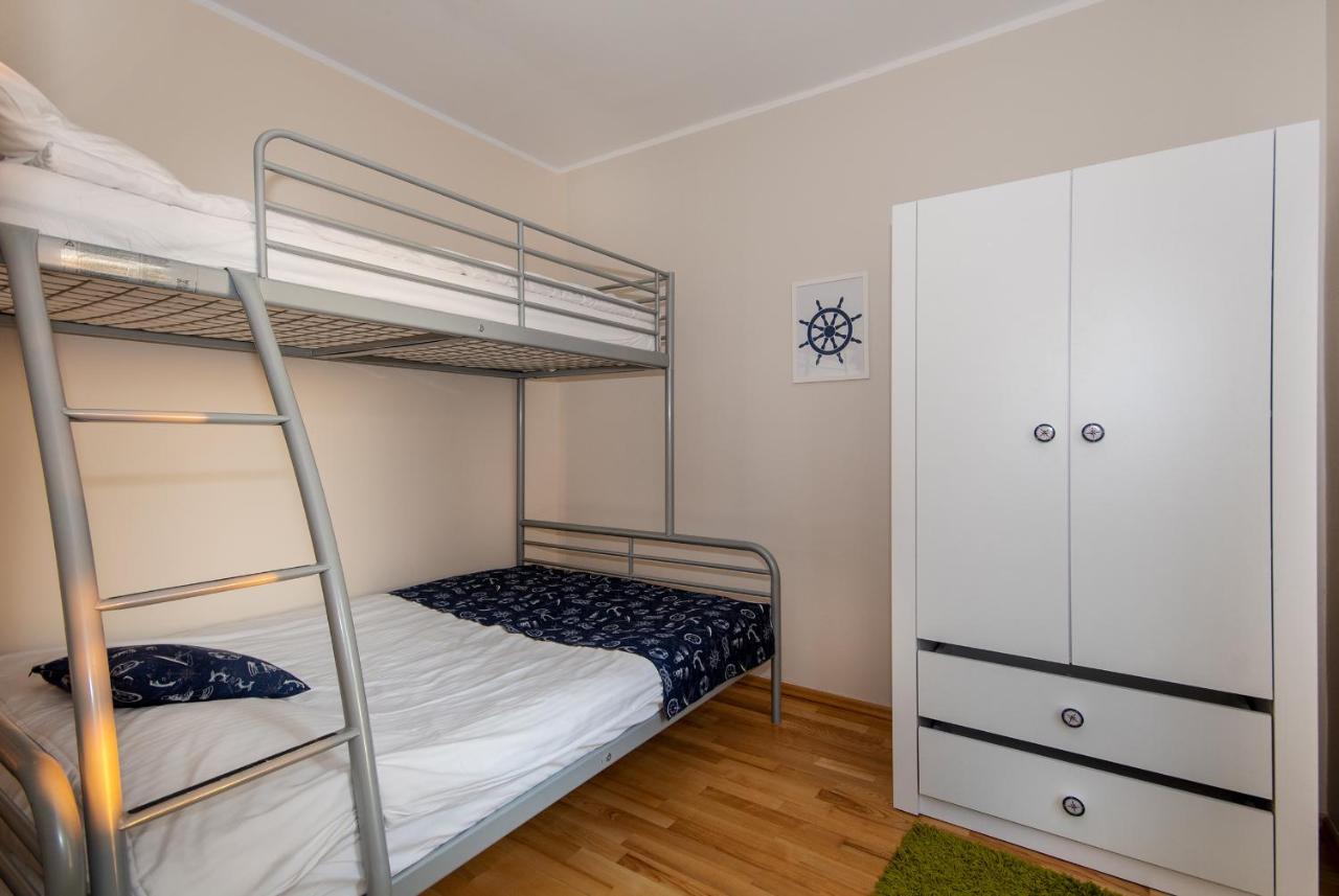 Apartament Z Widokiem Na Morze U Grazyny 2 ยารอสวาเวียซ ภายนอก รูปภาพ