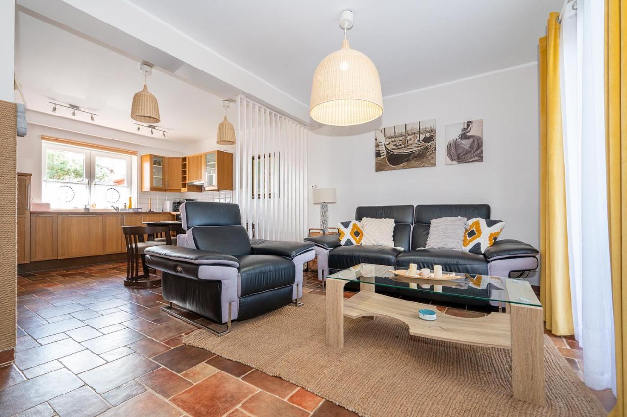 Apartament Z Widokiem Na Morze U Grazyny 2 ยารอสวาเวียซ ภายนอก รูปภาพ